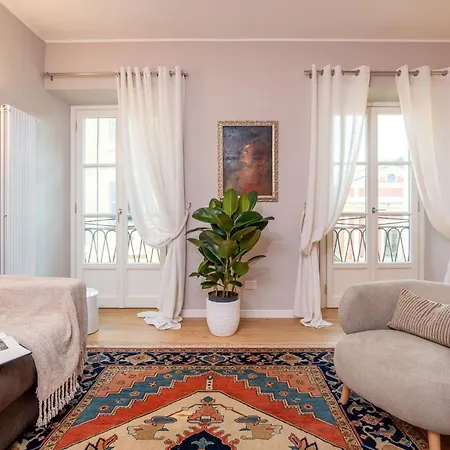 Luxurious & Spacious Flats In Duomo Apartman *