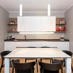 Luxurious & Spacious Flats In Duomo 公寓 *